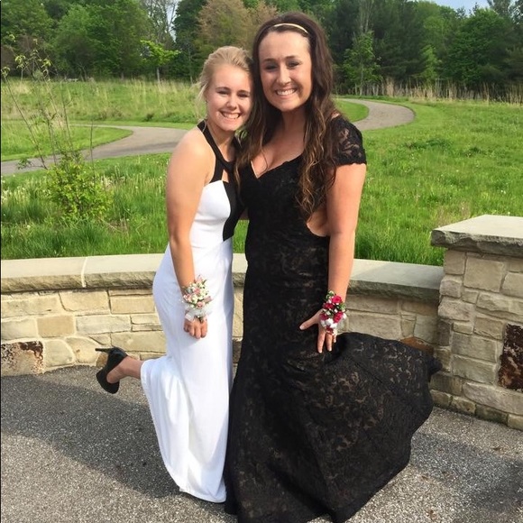 La Femme Black Lace Trumpet Gown - Picture 1 of 6